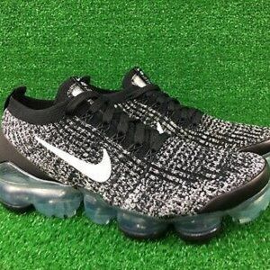 Womens VaporMax Nike Size 7.5